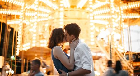 3 αποτελεσματικοί τρόποι για να τη φιλήσεις στο πρώτο ραντεβού